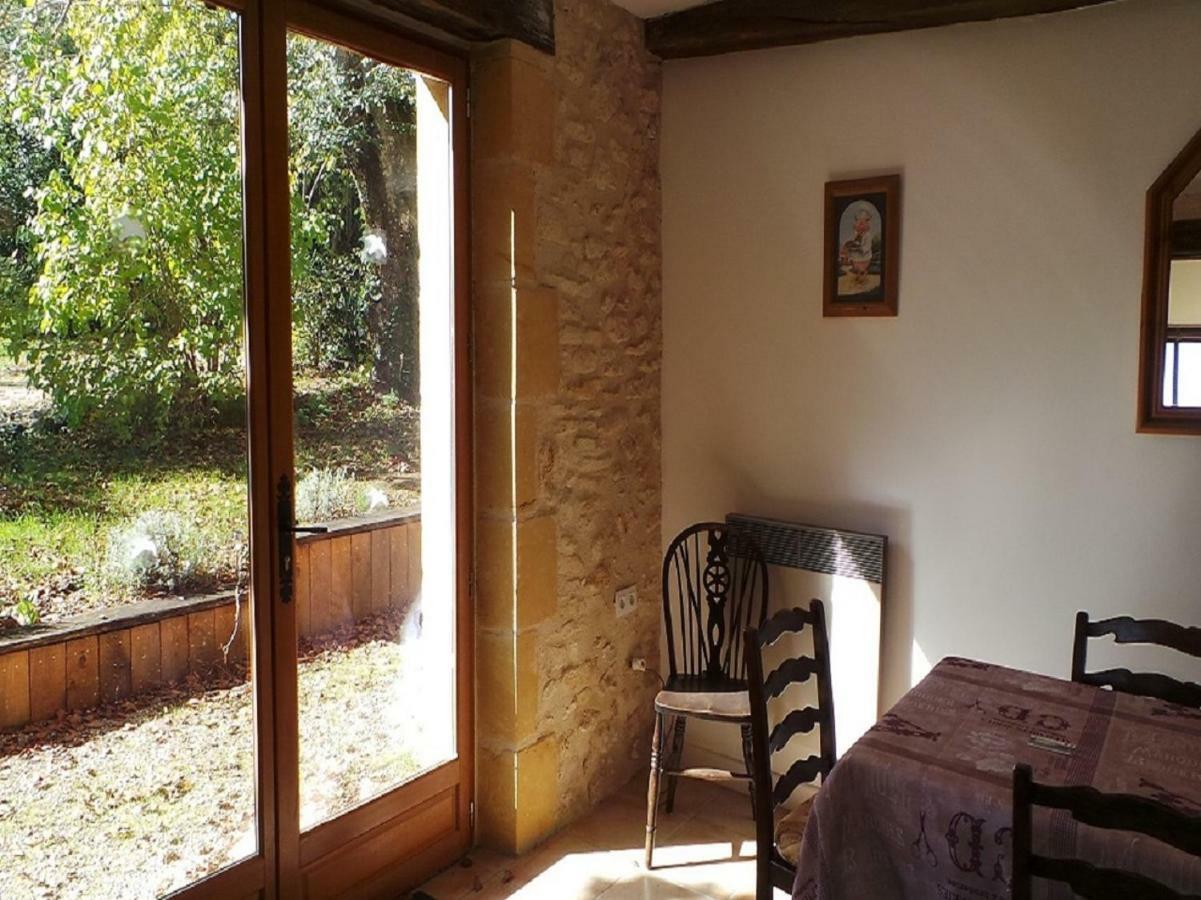 Les Coustilles Saint-Alvère Esterno foto